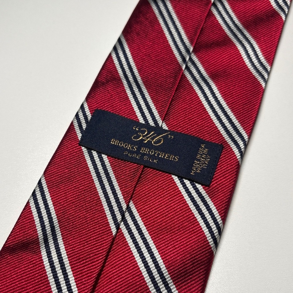 Brooks Brothers 346 Striped Repp Tie Red‎ Silver Silk Necktie Made In USA Tie - Picture 2 of 5